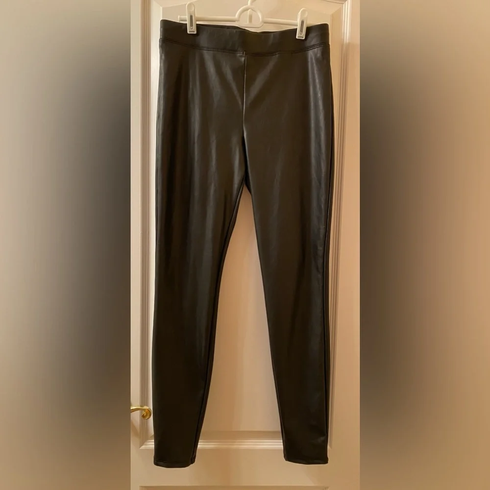 Express Faux Leather Skinny Leggings Black Size Small Like New - Picture 2 of 4